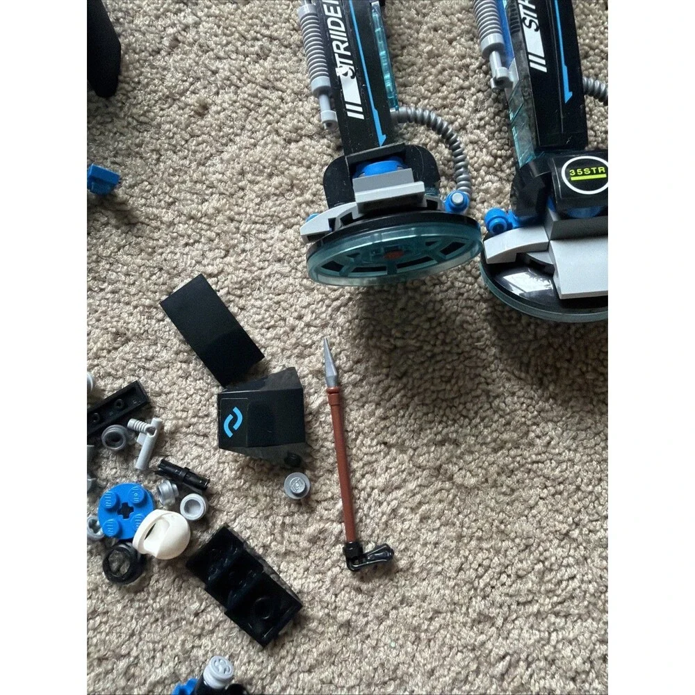 LEGO NINJAGO Water Strider #70611 Missing Pieces